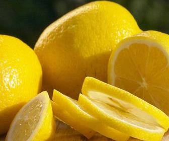 加班熬夜最伤肝 养肝可在水里“加点料”