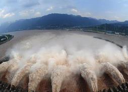 三峡水库入库流量创25年来历史同期最高纪录