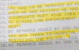 美联航涉事乘客首发声：已雇著名律师 欲诉百万赔款