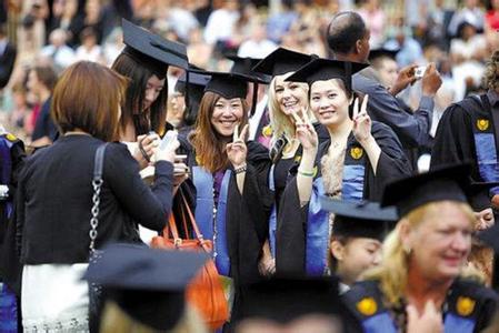 港媒看中国内地留学生回国潮：就业前景好于国外