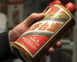 白酒上市公司高管薪酬悬殊 贵州茅台高管降薪六成