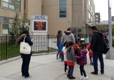 美华人重金买学区房 因学额不足子女仍被拒收