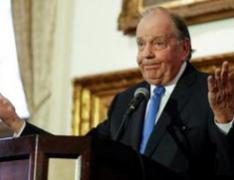 遭美联航拖拽的亚裔医生：尚未痊愈 对高层道歉无感