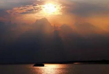 单县浮龙湖第六届文化旅游节开幕式将于4月28日在浮龙湖举行