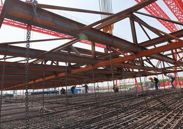 鲁南高铁加紧施工