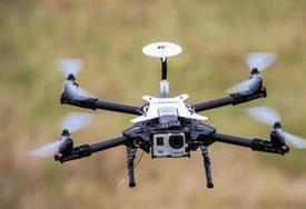 无人机为何比飞鸟更难防？ 雷达看不见 肉眼看不清