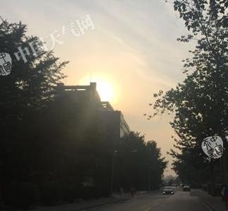 芒种首日北京将迎降雨 明天气温断崖式暴跌至20℃