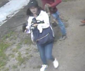 留美女生失踪前监控录像公布 所乘车辆或成关键