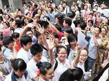 82.8%亲历者认为高考对人生轨迹影响大