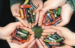 废旧电池等成“毒源” 家庭危险废弃物该往哪儿丢