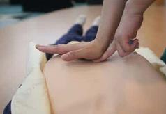 3300余次胸外按压抢回生命