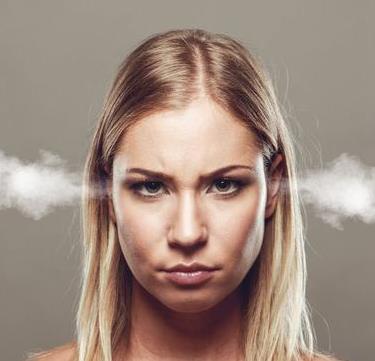 神烦梅雨天 头发扁塌又毛躁怎么破