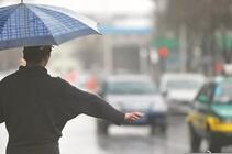 网约车新政实施一年调查：打车难、打车贵重现？