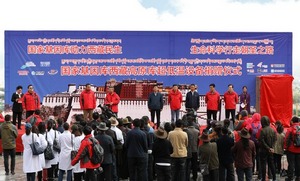 用车轮丈量科技援藏路 包虫病有望受到遏制