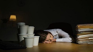 遵循昼夜节律 远离熬夜