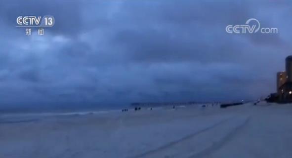 热带风暴登陆美国佛州 政府下令沿海居民强制疏散