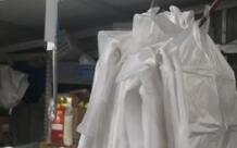 “限塑令”尴尬：三大外卖平台年耗73亿个塑料袋