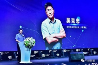 薛蛮子：天大的市场，针一样的突破点