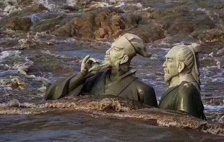 四川洪水迅猛 苏轼黄庭坚水中吟诗走红