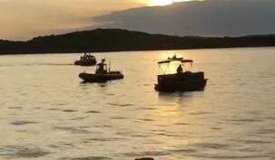 美国密苏里一艘游览船沉没已致8死 船上载数十人