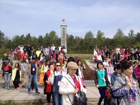 首届石林冰雪国际狂欢节“音乐诗人”吴克群火热降临