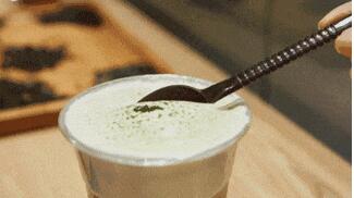 用奶茶代餐减肥“越减越肥”