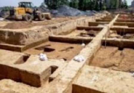 河南殷墟大司空东地新发现无字甲骨坑