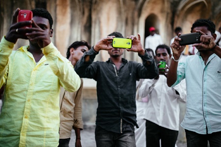 美媒：中国企业统治印度手机市场苹果都要靠边站