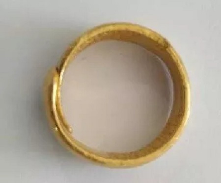 街坊8千元结婚金戒不翼而飞民警狂奔700公里找回