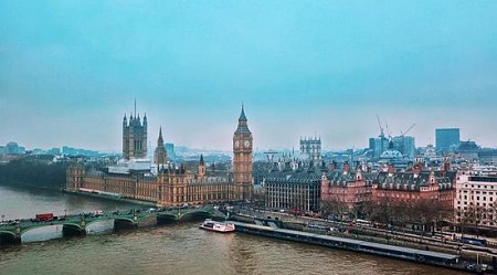 全球土豪都爱扎堆的这个地方房价居然跌了