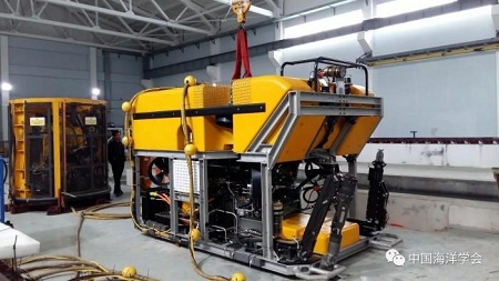 中国无人潜水器“海龙三号”成功开展试验性应用