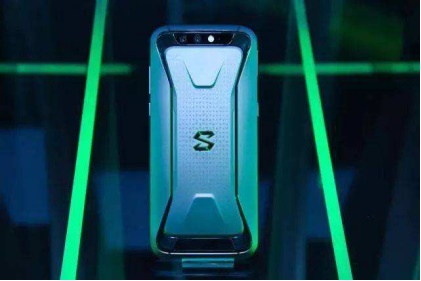 安兔兔8月榜单出炉：黑鲨游戏手机成安卓性能榜首“钉子户”