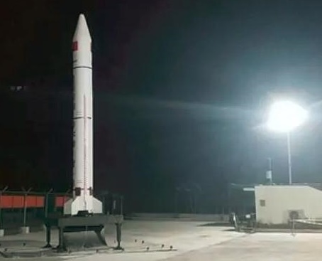 中国成功发射双曲线一号商业亚轨道火箭