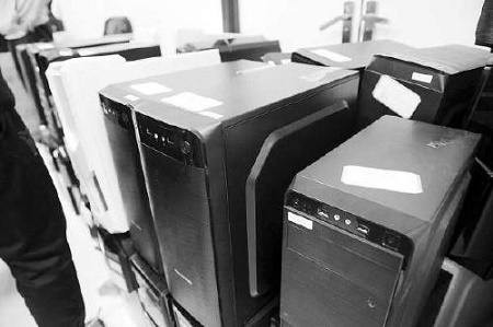 团伙在吃鸡外挂装木马控制百万台电脑挖矿赚千万