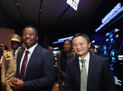 多哥总统带部长访问阿里巴巴:希望部长们能再来学习