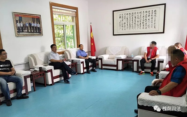 济南槐荫司法局对纹身人员谈话:勿被黑恶势力引诱