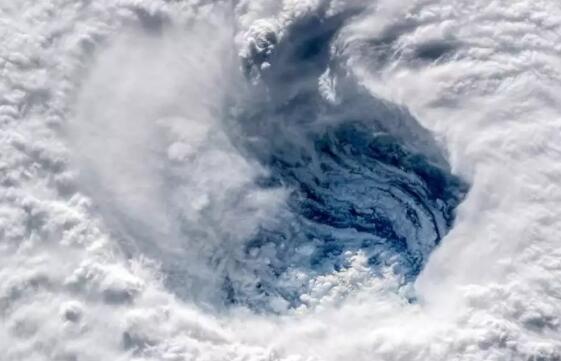 “山竹”多可怕?看它刚擦身而过的菲律宾就知道了