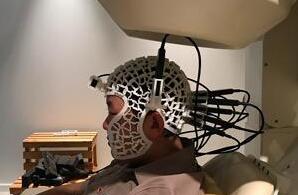 我国首台多通道原子磁力计新型脑磁图原型机研制成功