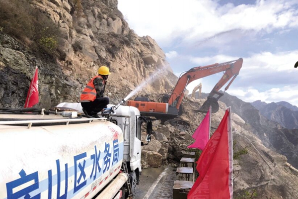 发挥绿色优势 带动生态产业发展&mdash;&mdash;北京房山区区长郭延红到大安山乡调研