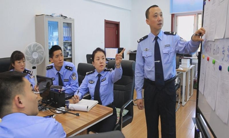 哈尔滨市最美人民警察&ldquo;扫黑先锋&rdquo;国殿龙