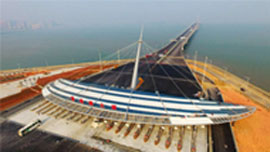 港珠澳大桥24日正式通车运营