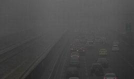 北京大雾＋重污染六环路、多条高速路段封闭