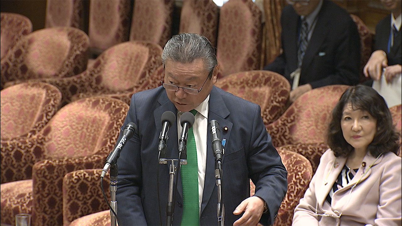 日本网络安全大臣承认没用过电脑 不知道什么是USB