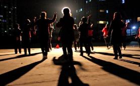 男子劝阻广场舞后猝死 广场舞如何才能不扰民？