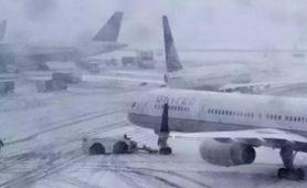 暴风雪袭击美国芝加哥地区 近９００个航班被取消