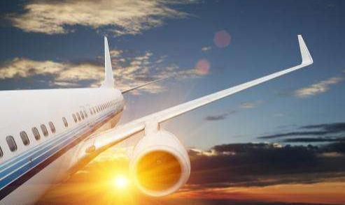 国内机票燃油附加费迎来下跌 明日起下调