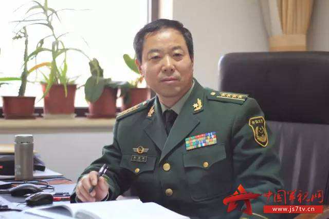 强军故事| 蔡昌军：从战场先锋转身军校“武教头”