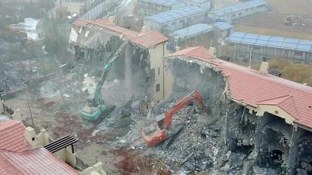 媒体谈“石家庄别墅”乱象：调查清楚背后违规勾当