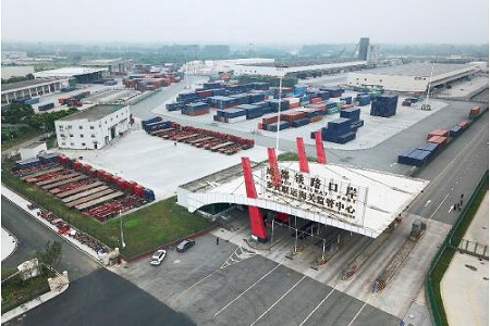 成都铁路口岸实现基础作业&ldquo;零收费&rdquo;