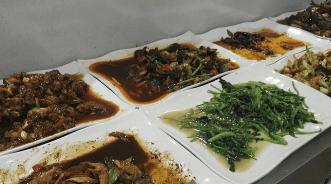 校园餐安全问题频现 专家：应建立家委会参与决策监督机制